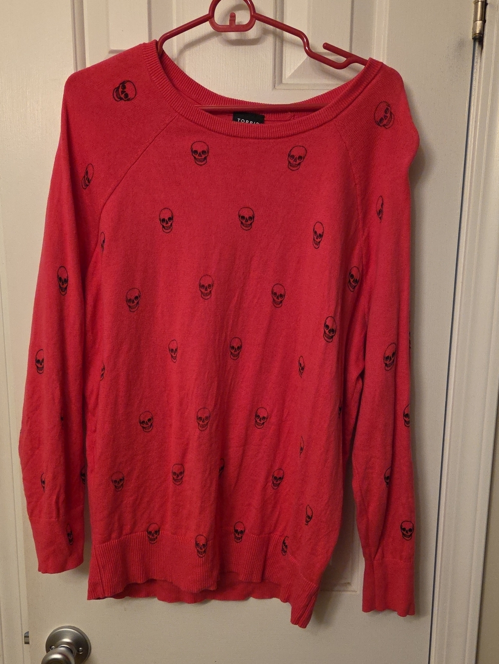 torrid Coral Crewneck Sweater with Black Skull Print